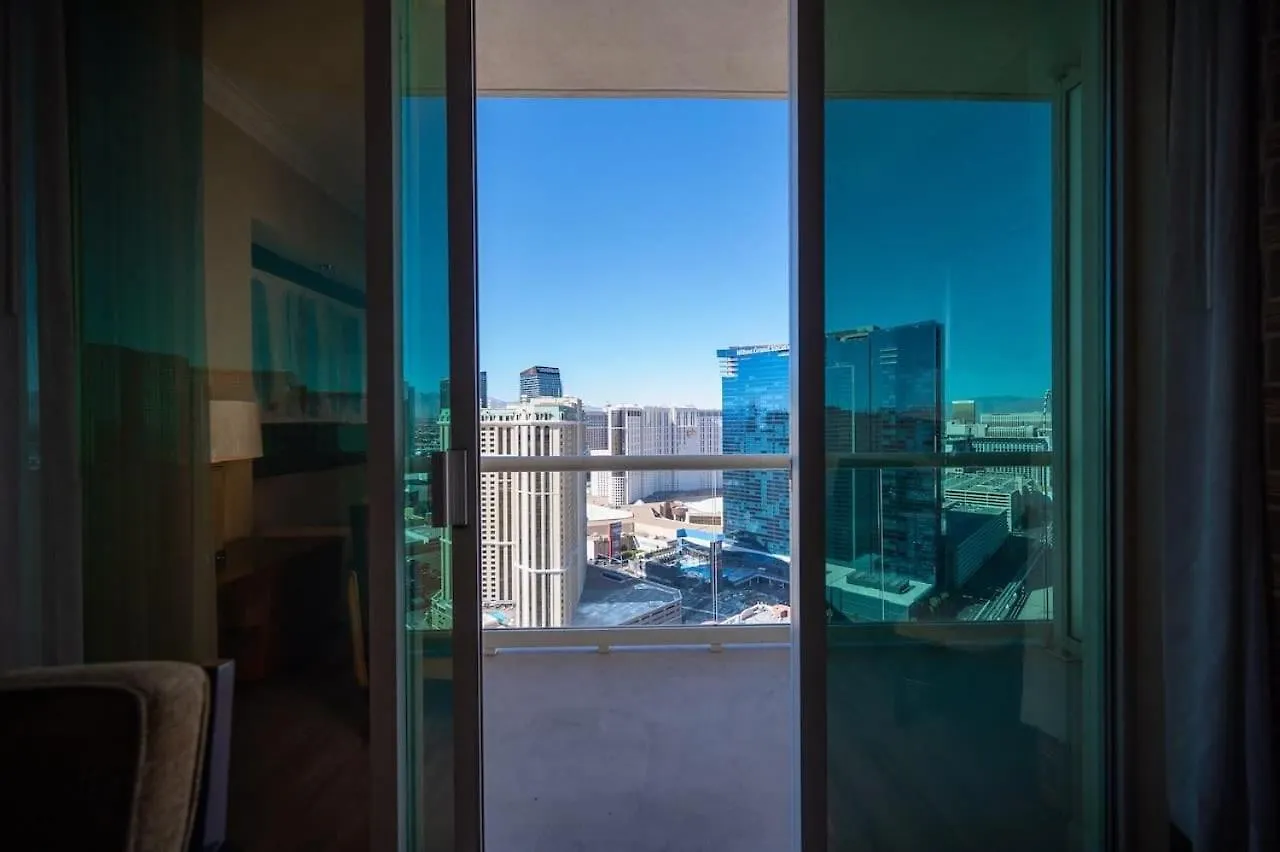 No Resort Fee Strip View Balcony+ Free Valet+ Pool Las Vegas